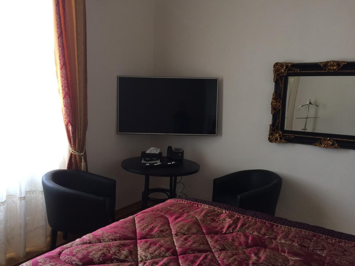 Hotel Panstvi Dlouha Lhota Ngoại thất bức ảnh