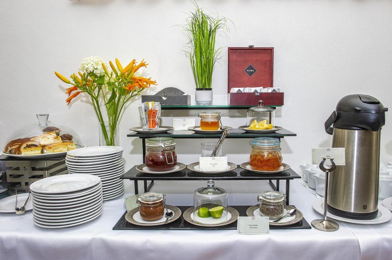 Hotel Panstvi Dlouha Lhota Ngoại thất bức ảnh