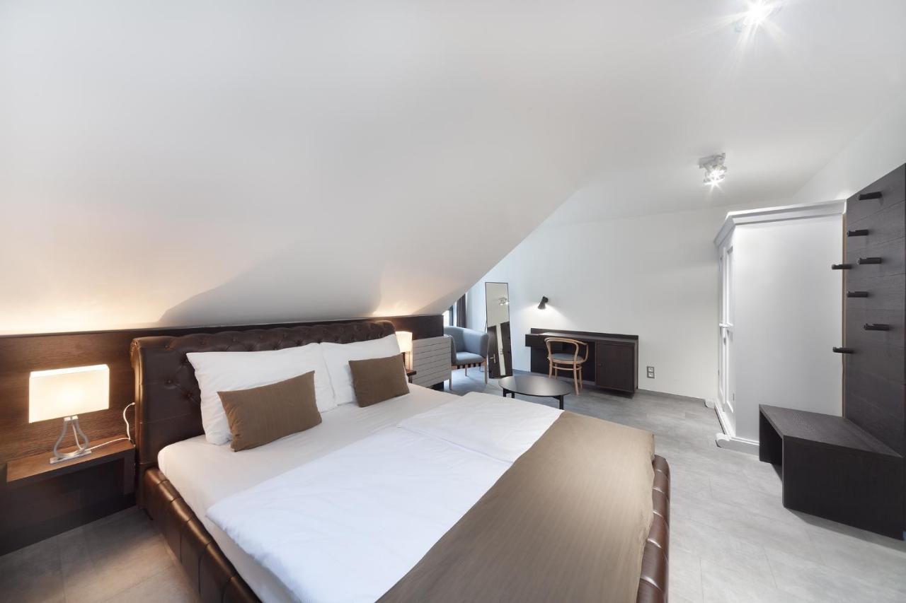 Hotel Panstvi Dlouha Lhota Ngoại thất bức ảnh
